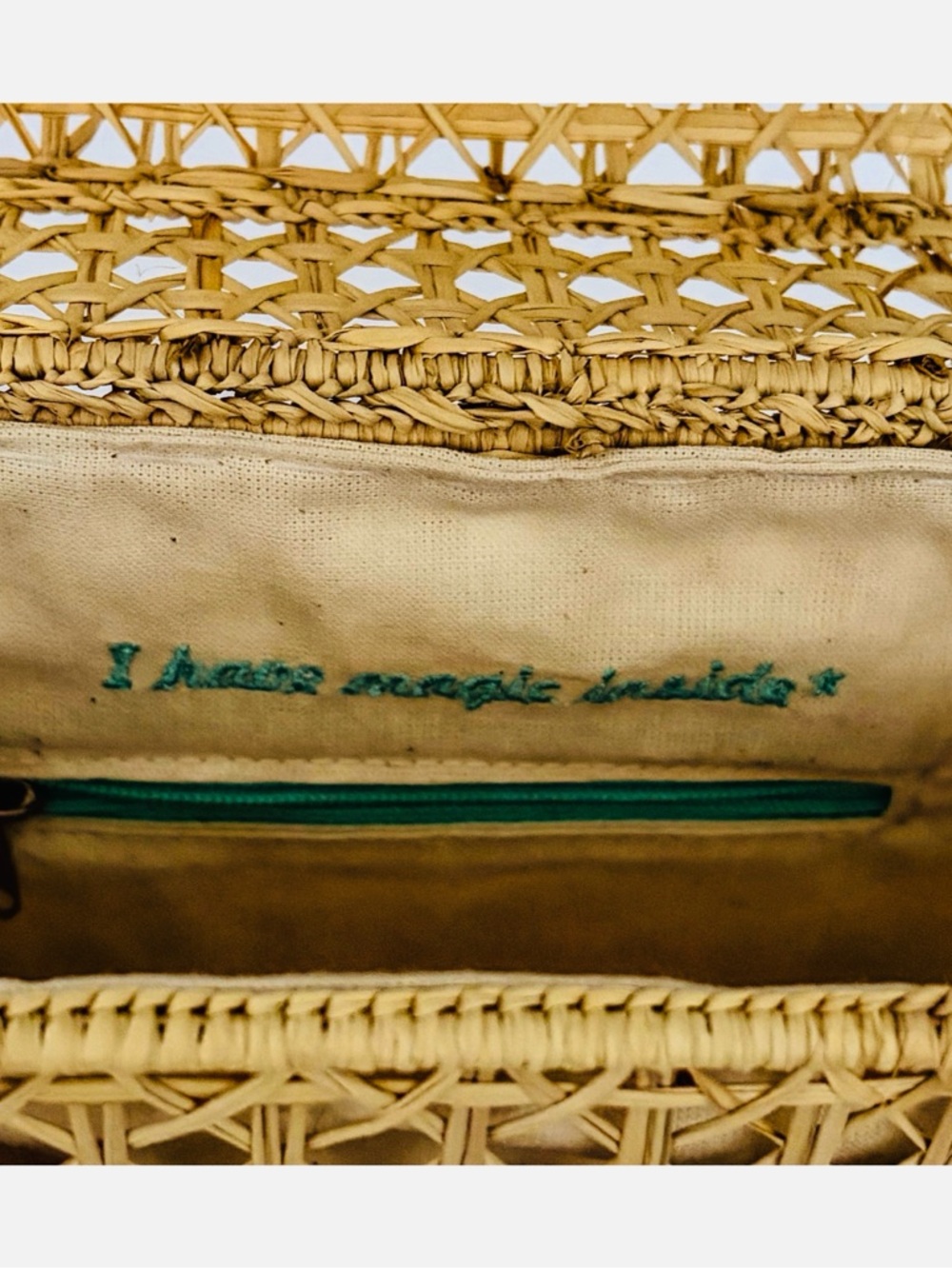 MERCEDES SALAZAR The Leafy Pink Raffia Bag - Picture 6 of 9